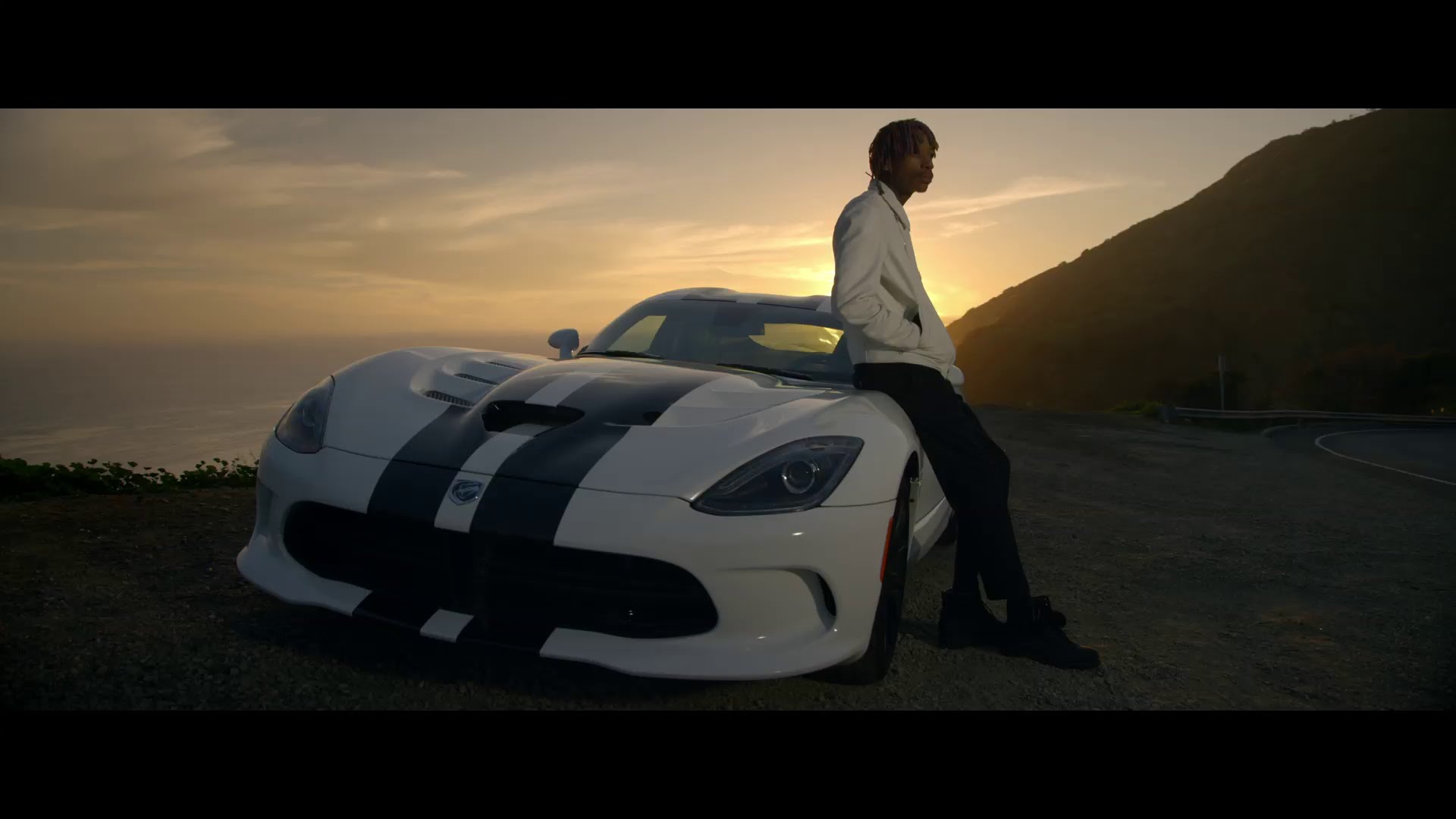 Embedded thumbnail for Wiz Khalifa - See You Again ft. Charlie Puth
