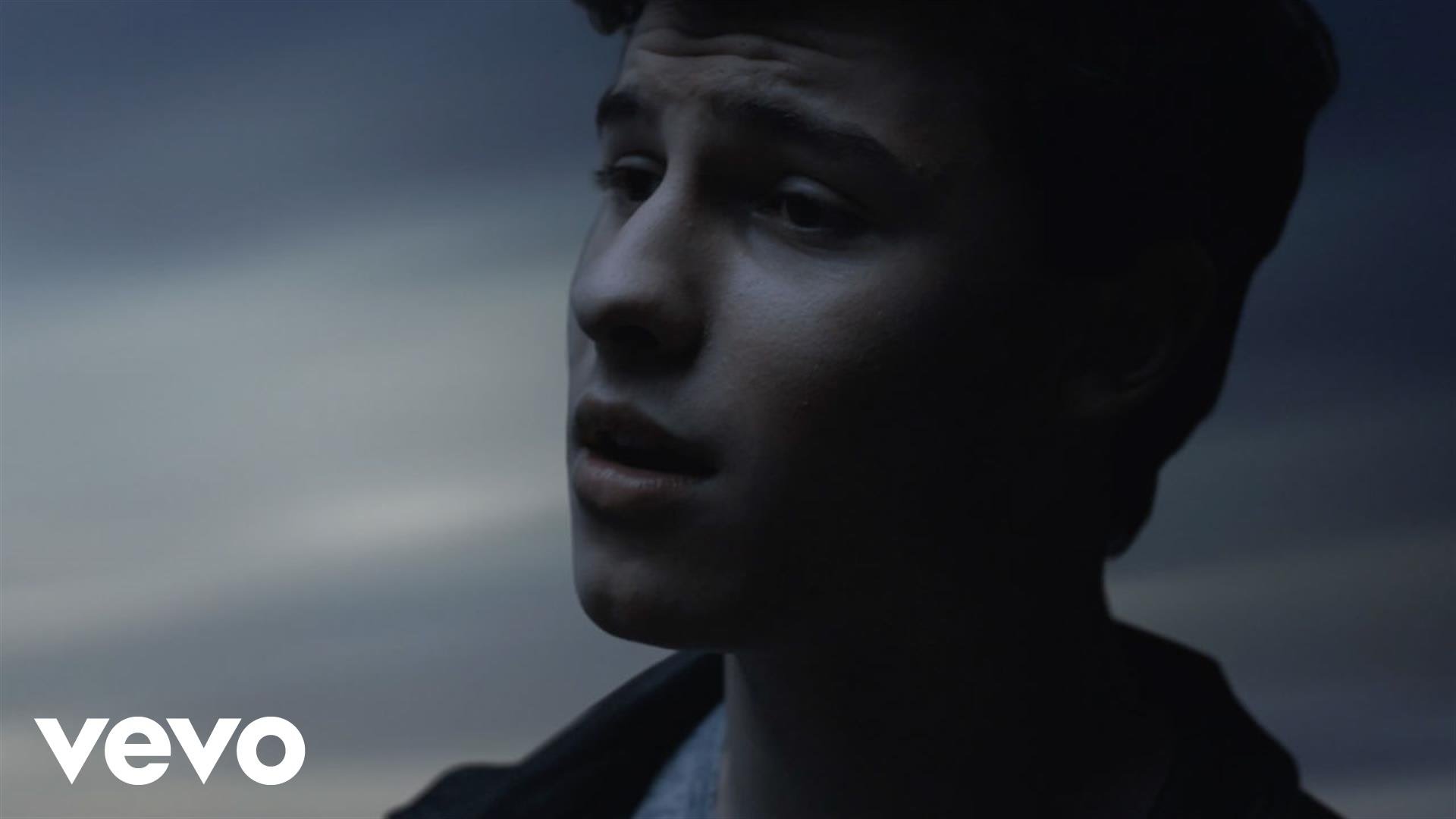 Embedded thumbnail for Shawn Mendes, Camila Cabello - I Know What You Did Last Summer